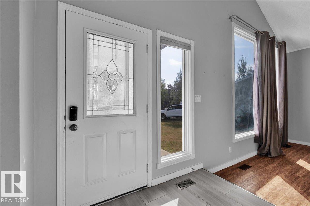 15 Delorme Pl, St. Albert, Alberta  T8N 4V9 - Photo 3 - E4460721