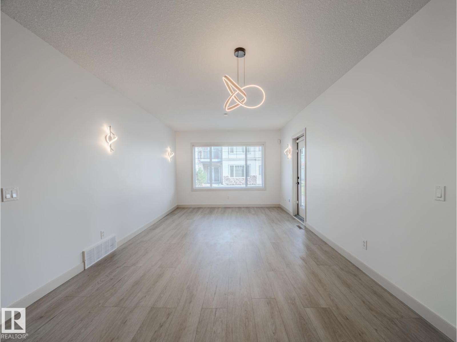 #33 2565 Hanna Cr Nw Nw, Edmonton, Alberta  T6R 0M4 - Photo 2 - E4460722