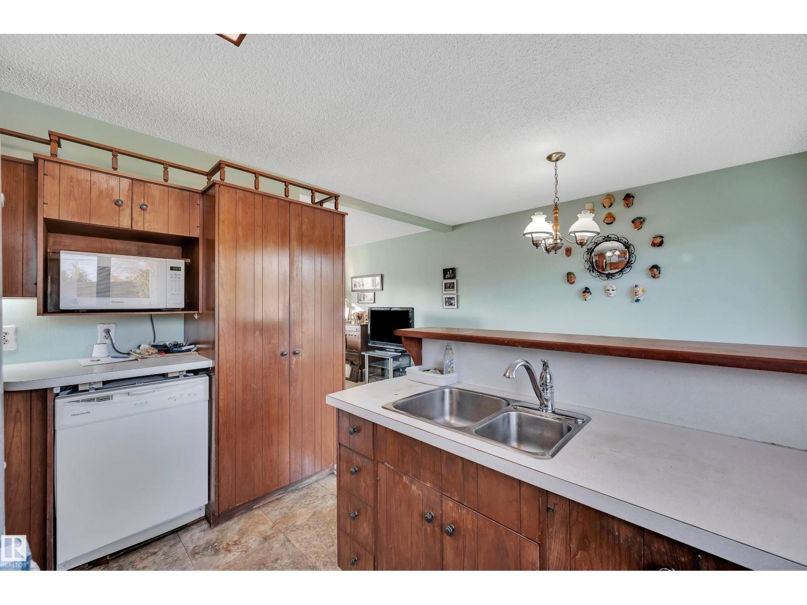 5416 105 Av Nw, Edmonton, Alberta  T6A 1A6 - Photo 25 - E4460724