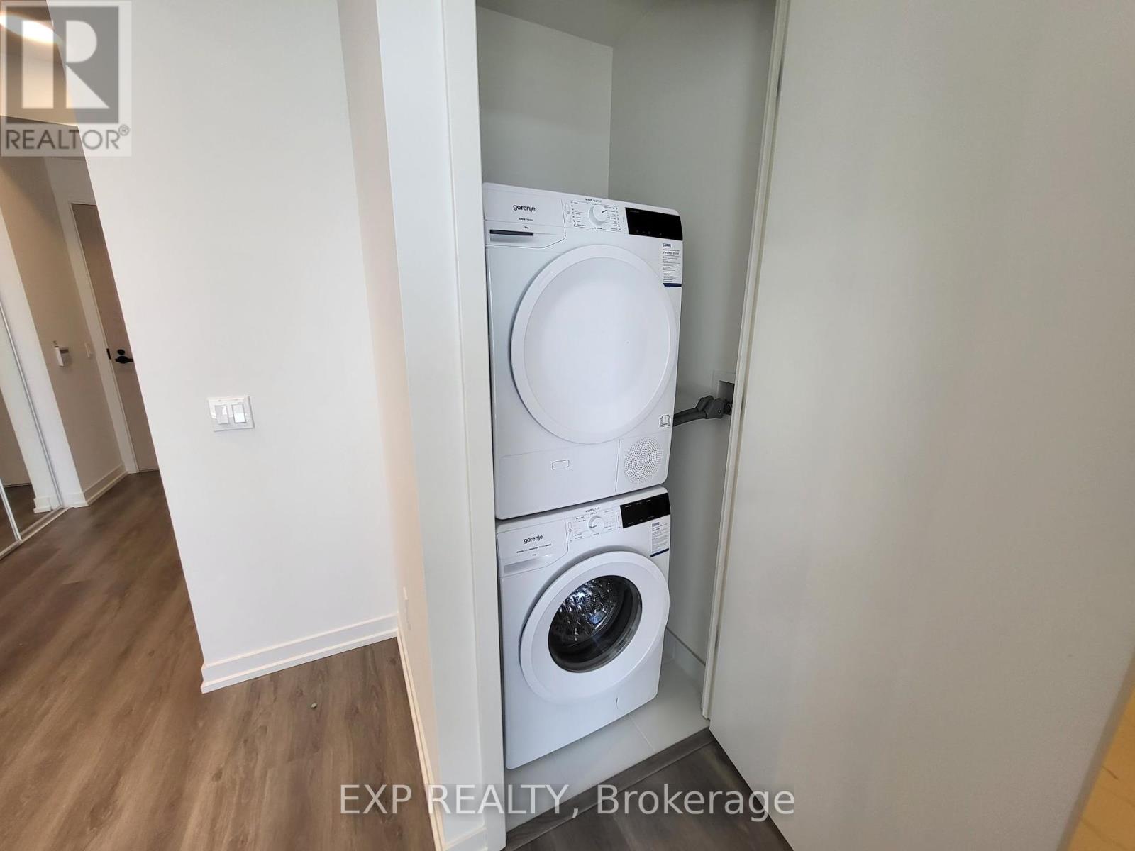 4501 - 28 Interchange Way, Vaughan, Ontario  L4K 0P8 - Photo 7 - N12443658