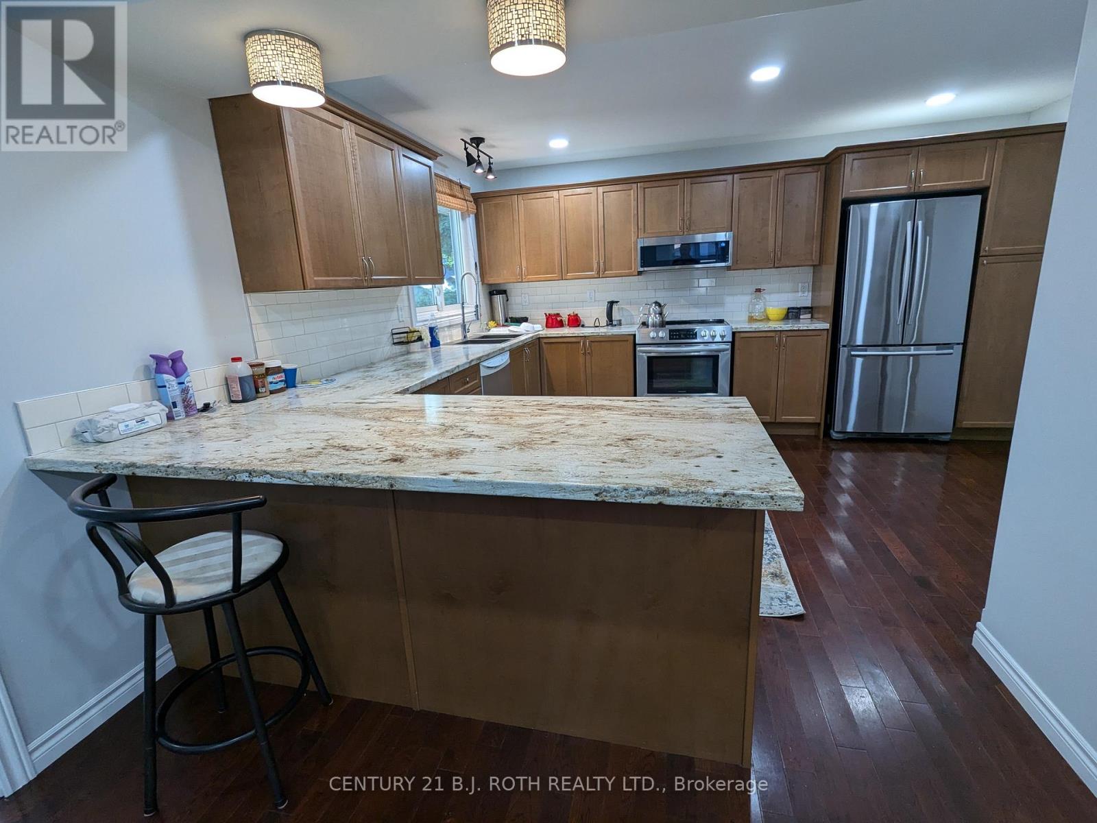 2209 Alderslea Crescent, Innisfil, Ontario  L9S 2E3 - Photo 9 - N12443666