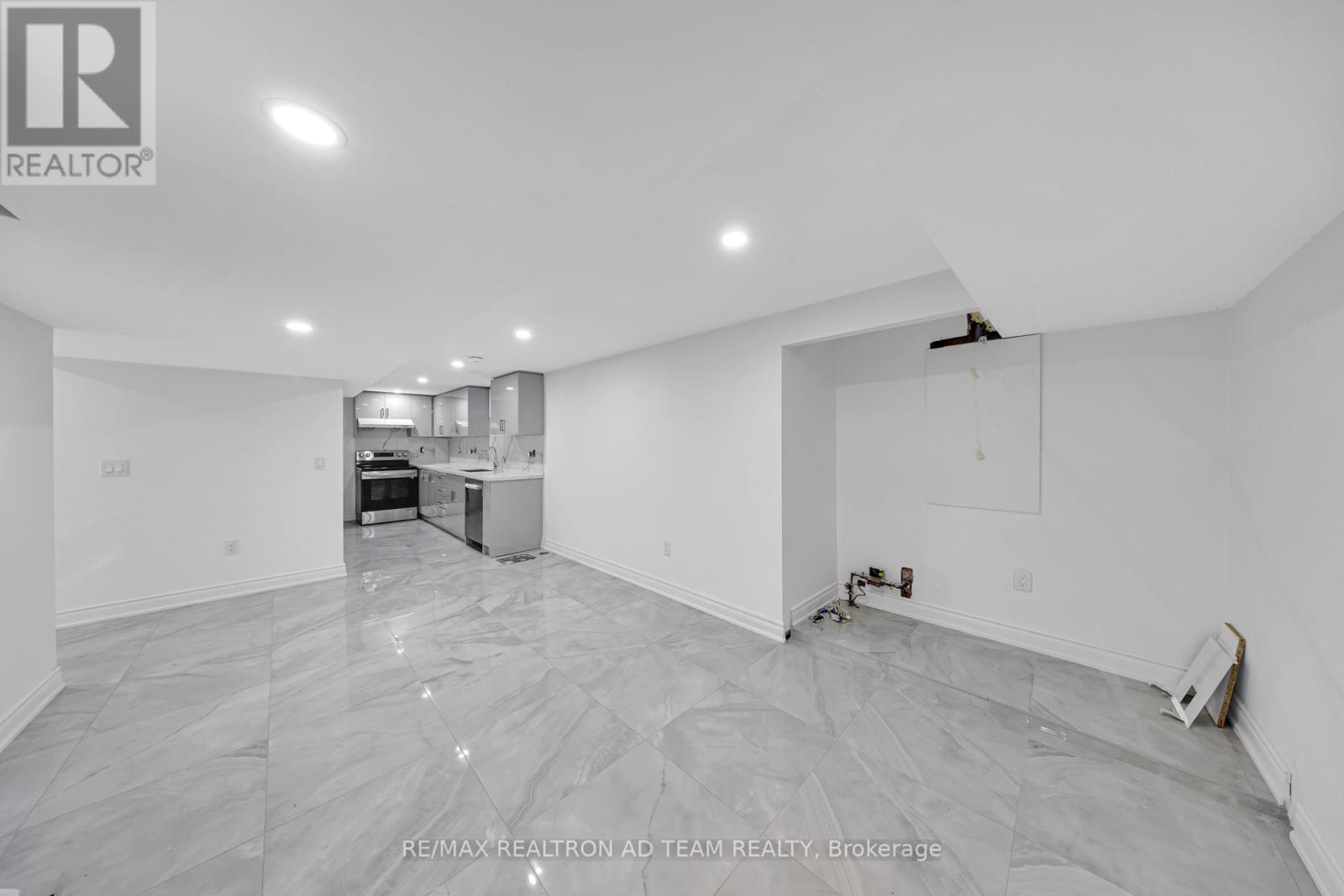 Bsmnt - 18 Windridge Drive, Markham, Ontario  L3P 1T8 - Photo 13 - N12443680