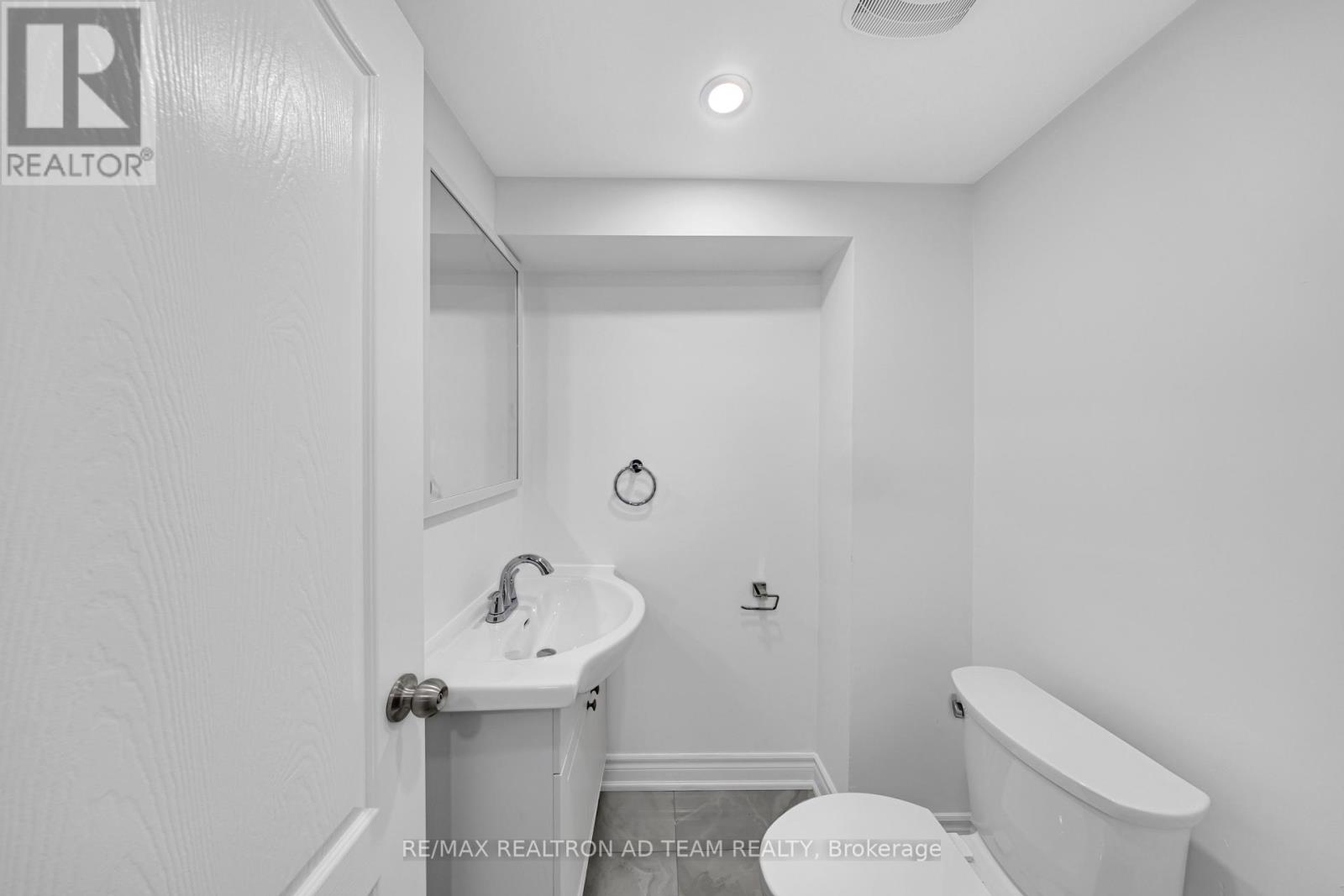 Bsmnt - 18 Windridge Drive, Markham, Ontario  L3P 1T8 - Photo 20 - N12443680