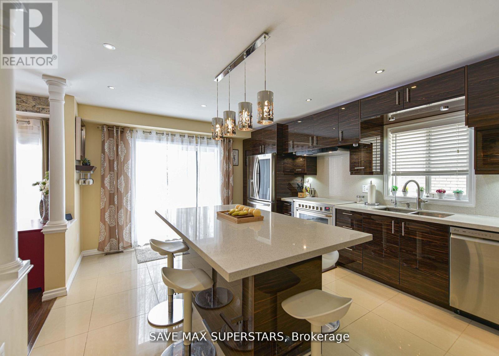 1246 Leslie Drive, Innisfil, Ontario  L9S 0G3 - Photo 13 - N12443693