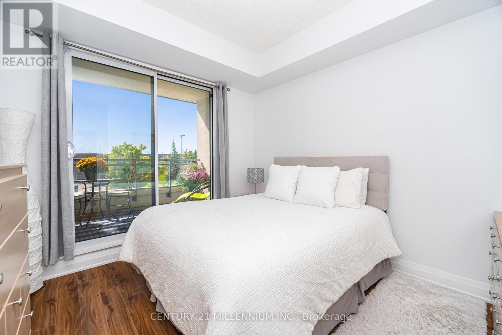217 - 24 Woodstream Boulevard, Vaughan (Vaughan Grove), Ontario  L4L 8C4 - Photo 11 - N12443709