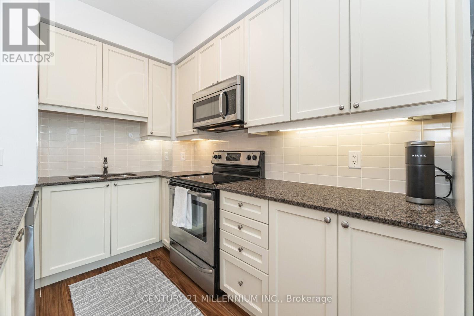 217 - 24 Woodstream Boulevard, Vaughan (Vaughan Grove), Ontario  L4L 8C4 - Photo 4 - N12443709