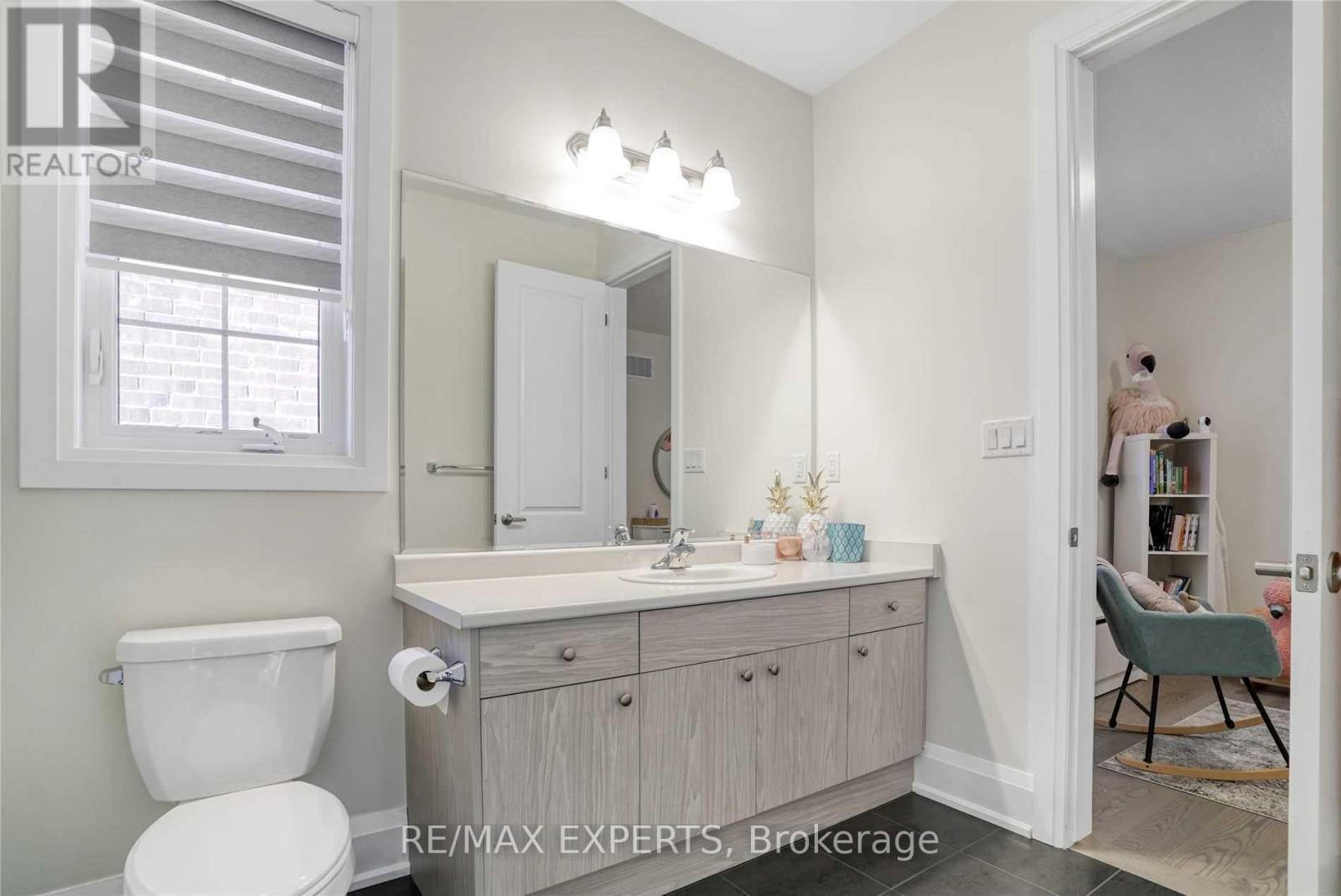 38 Chorus Crescent, Vaughan, Ontario  L4H 3N5 - Photo 23 - N12443723