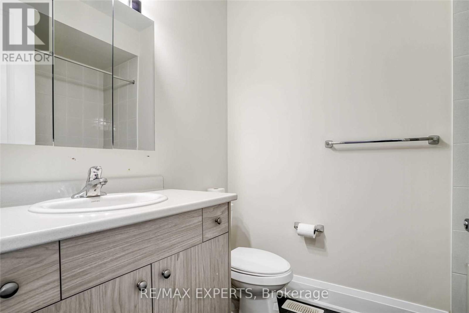 38 Chorus Crescent, Vaughan, Ontario  L4H 3N5 - Photo 27 - N12443723