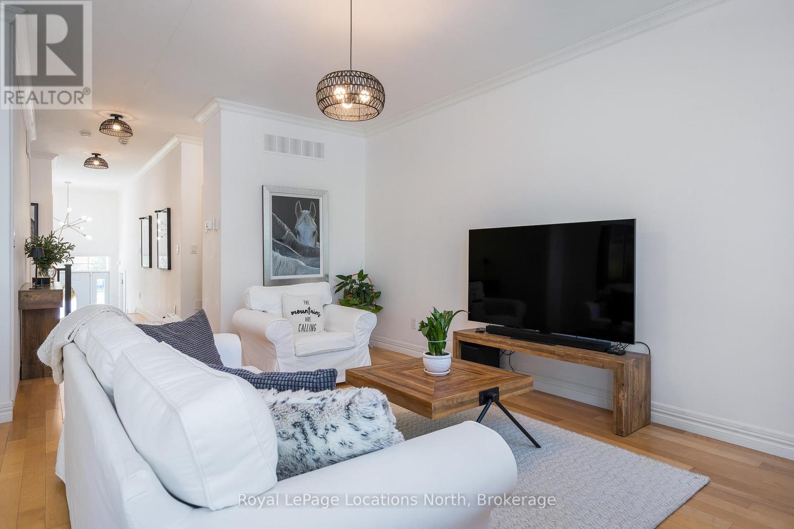 86 Marilyn Avenue S, Wasaga Beach, Ontario  L9Z 2Y1 - Photo 15 - S12443868