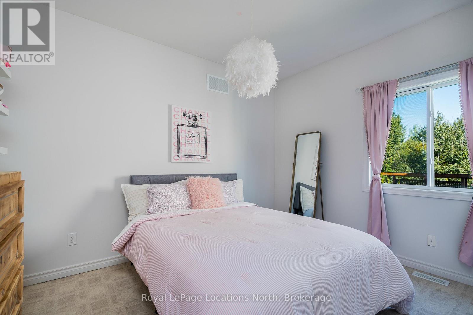 86 Marilyn Avenue S, Wasaga Beach, Ontario  L9Z 2Y1 - Photo 30 - S12443868
