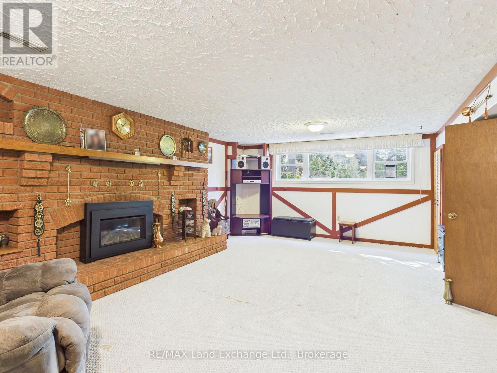 211 Nelson Street, Kincardine, Ontario  N2Z 1C5 - Photo 23 - X12443729