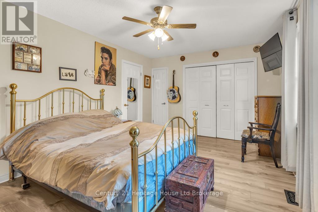 26 Seres Drive, Tillsonburg, Ontario  N4G 5G1 - Photo 14 - X12443777