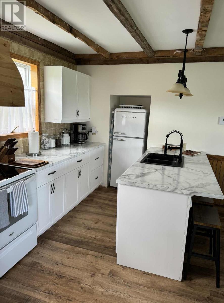 662 & 664 Long River Road, Long River, Prince Edward Island  C0B 1M0 - Photo 14 - 202525091