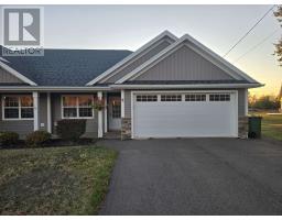 11 Alderwood Avenue, Charlottetown, Ca