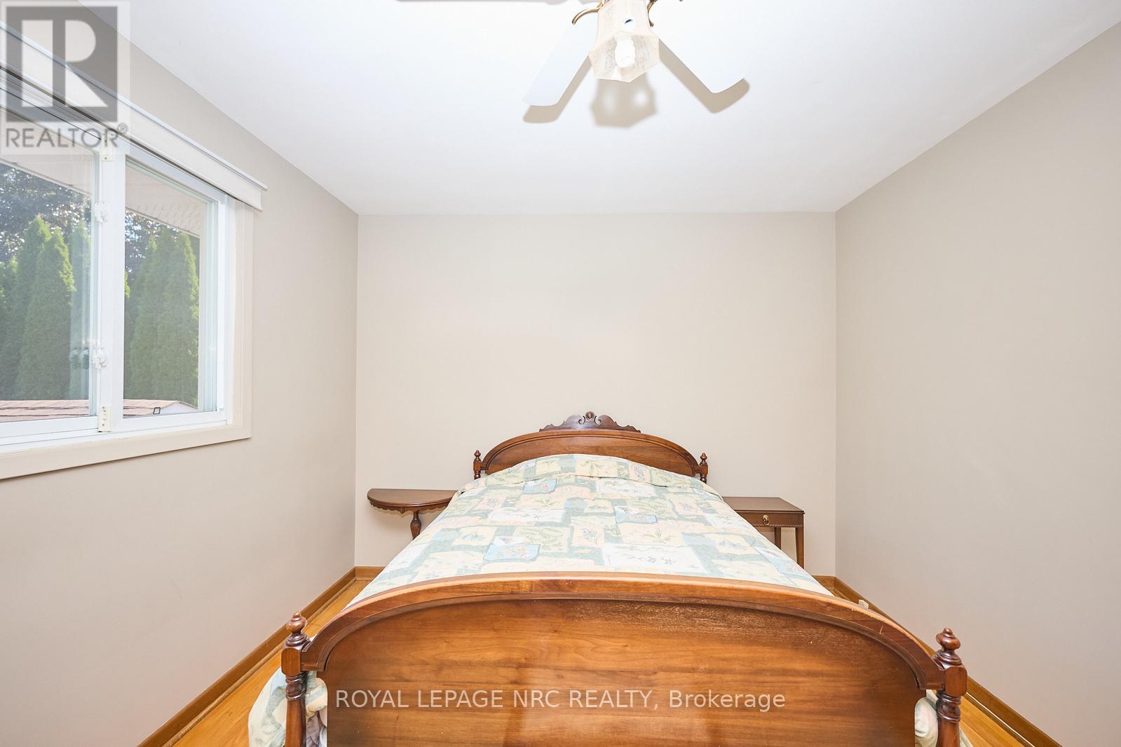 8 La Salle Drive, St. Catharines, Ontario  L2M 2E4 - Photo 25 - X12443703