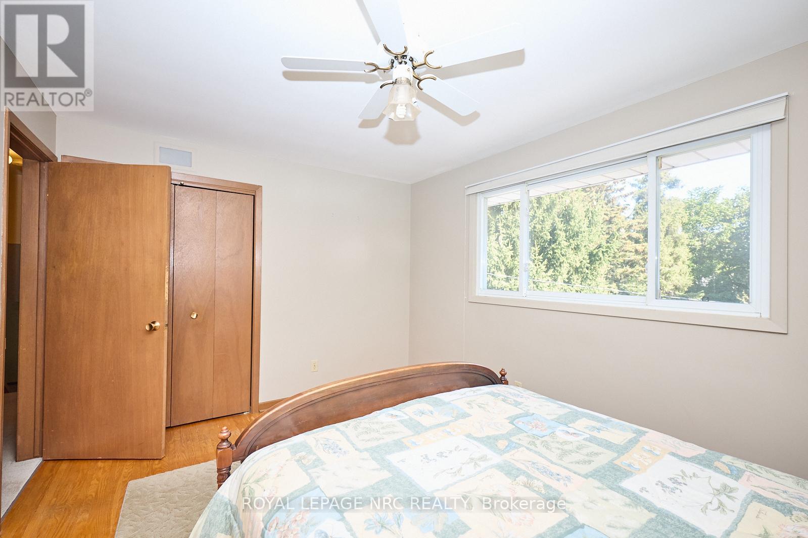 8 La Salle Drive, St. Catharines, Ontario  L2M 2E4 - Photo 24 - X12443703