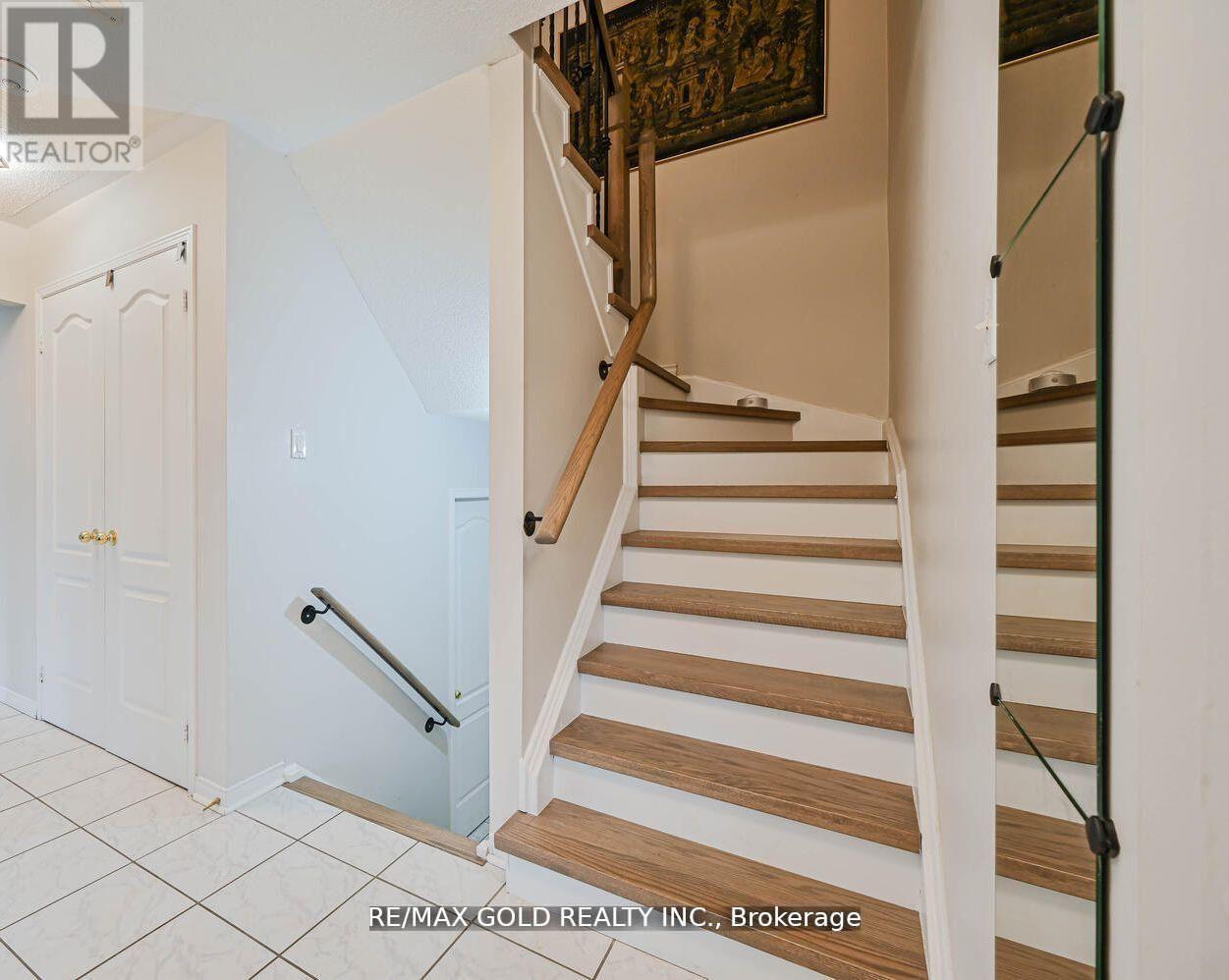 44 Ribbon Drive, Brampton, Ontario  L6R 2C5 - Photo 17 - W12443670