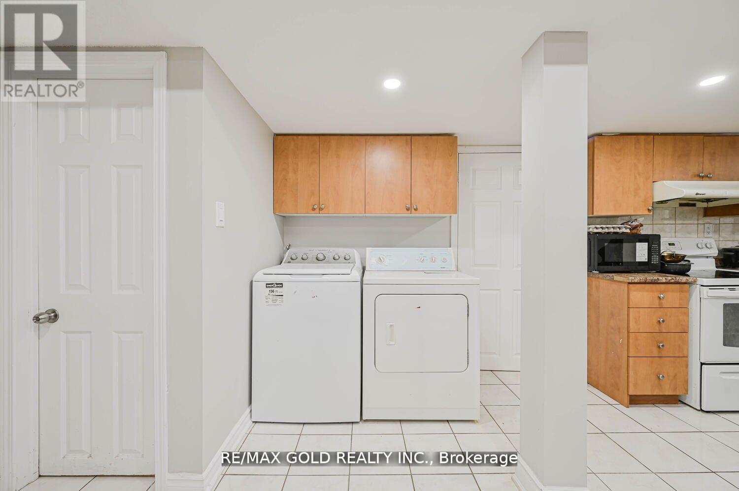 44 Ribbon Drive, Brampton, Ontario  L6R 2C5 - Photo 33 - W12443670