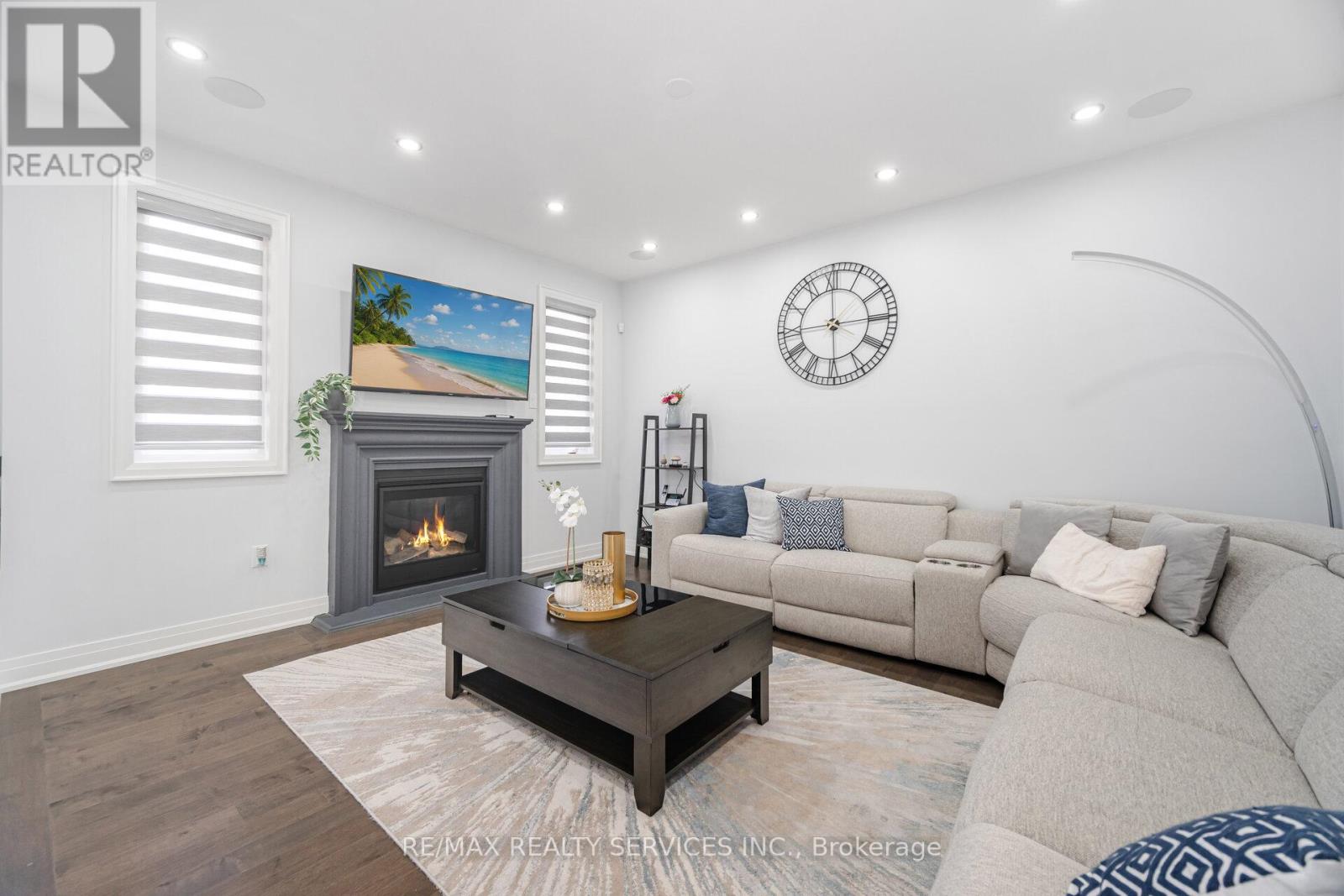 49 Puffin Crescent, Brampton, Ontario  L6R 4C3 - Photo 22 - W12443671