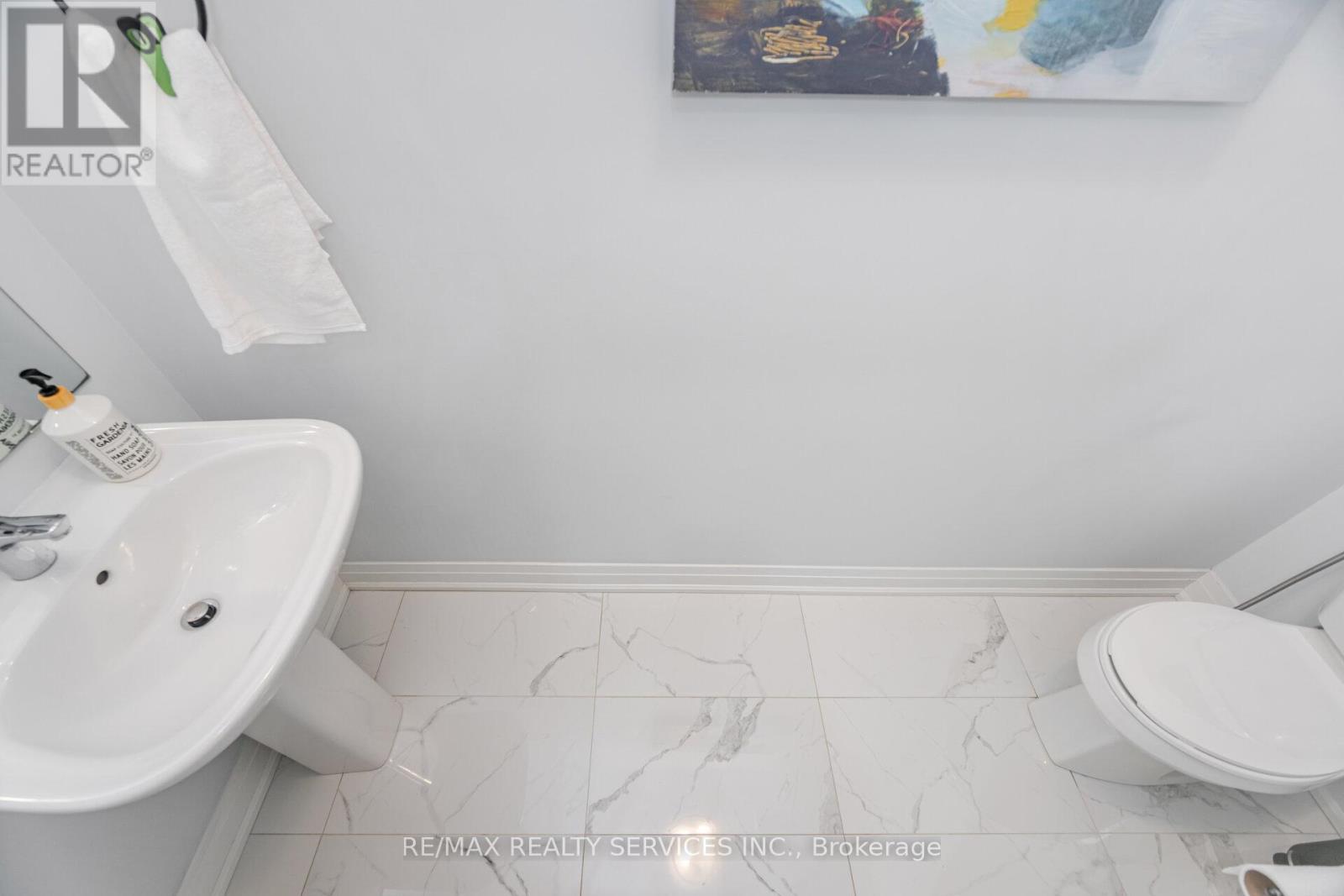 49 Puffin Crescent, Brampton, Ontario  L6R 4C3 - Photo 25 - W12443671