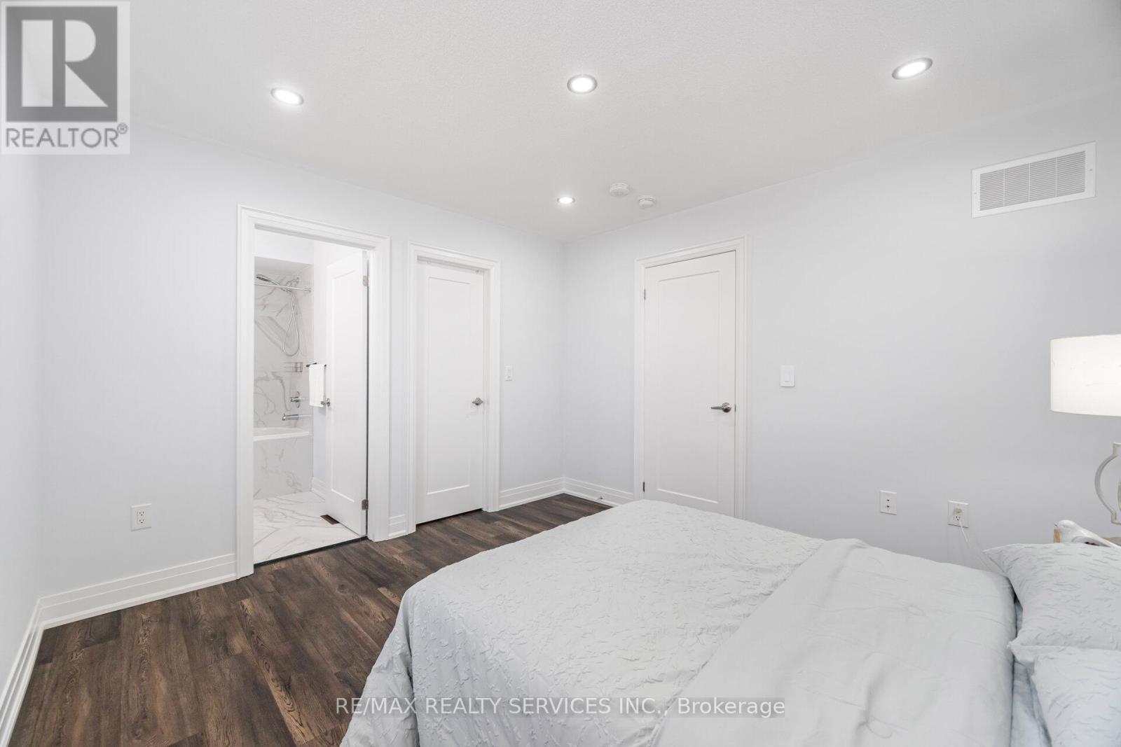 49 Puffin Crescent, Brampton, Ontario  L6R 4C3 - Photo 36 - W12443671