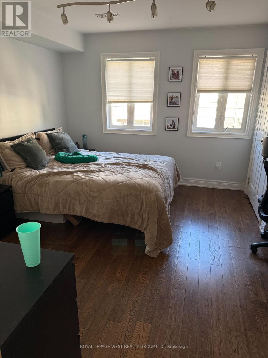 56 Furrow Lane, Toronto, Ontario  M8Z 0A3 - Photo 12 - W12443705