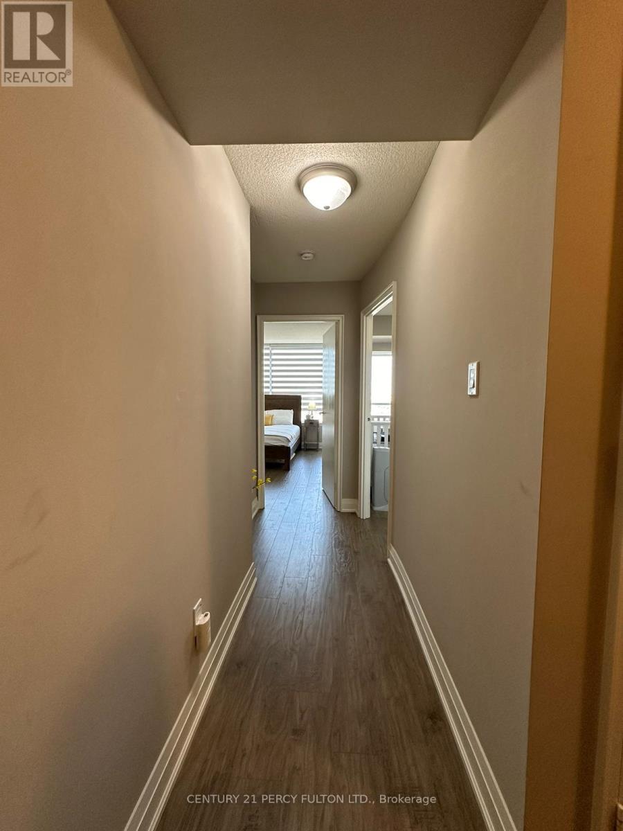 1511 - 550 Webb Drive, Mississauga, Ontario  L5B 3Y4 - Photo 33 - W12443712