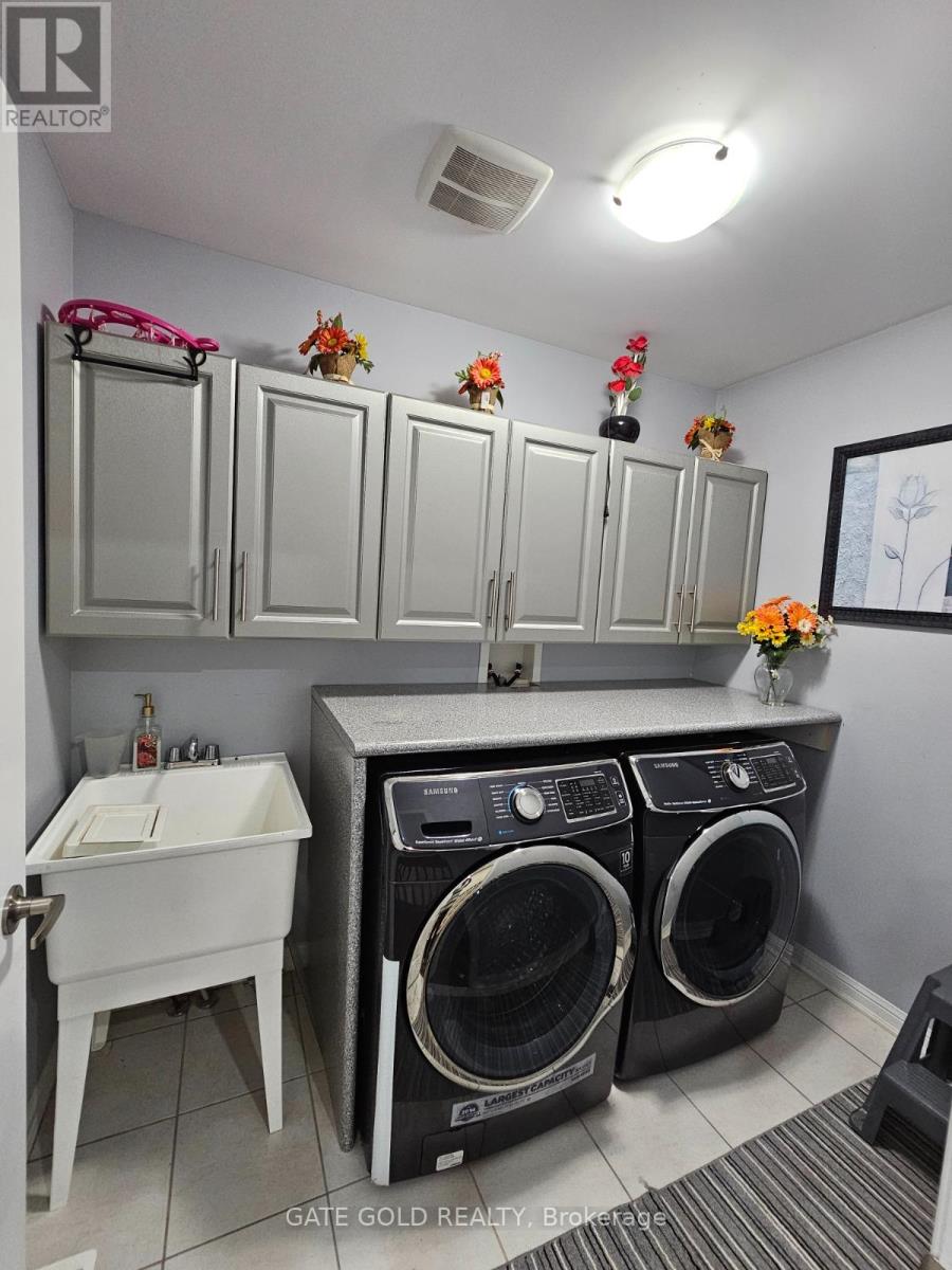 4 Mercedes Road, Brampton, Ontario  L7A 0Z3 - Photo 15 - W12443714
