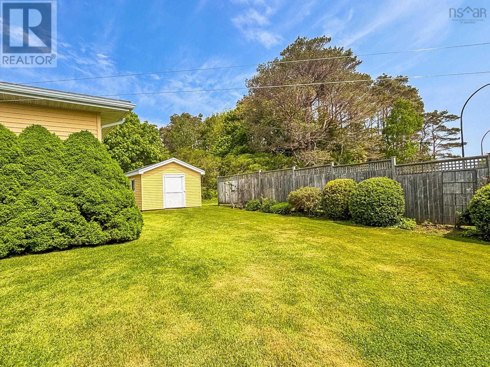 266 Green Street, Lunenburg, Nova Scotia  B0J 2C0 - Photo 32 - 202514060