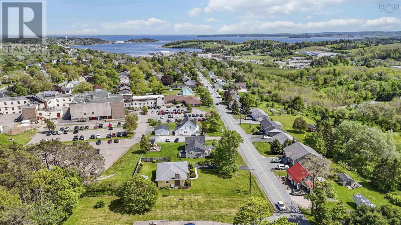 266 Green Street, Lunenburg, Nova Scotia  B0J 2C0 - Photo 3 - 202514060