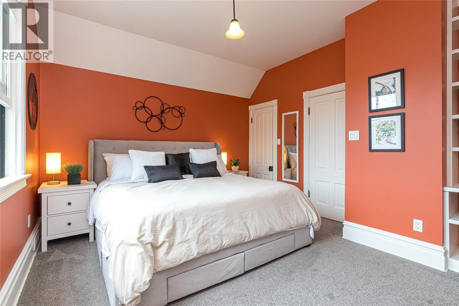 1347 Vining St, Victoria, British Columbia  V8R 1P5 - Photo 32 - 1015188