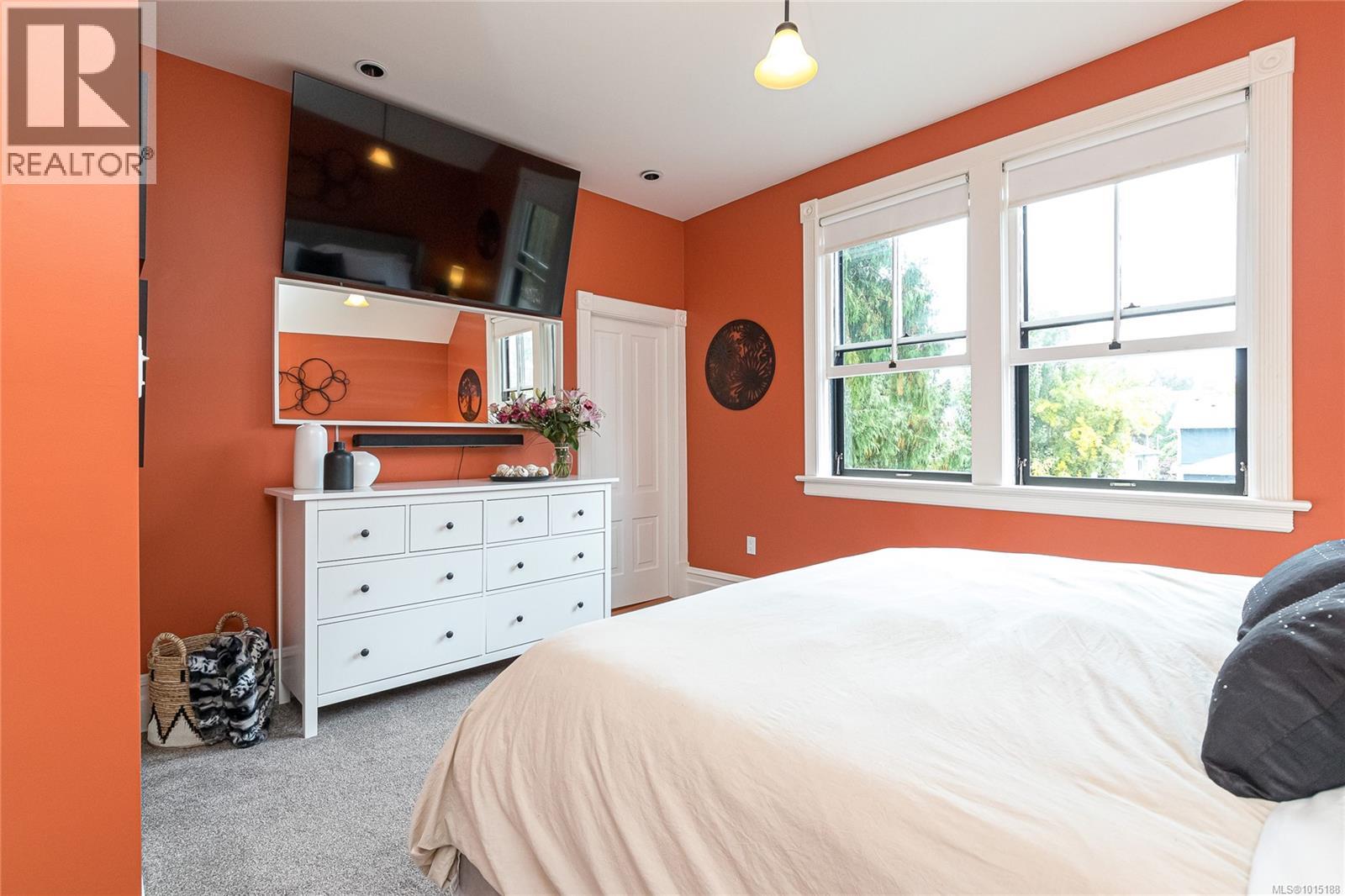 1347 Vining St, Victoria, British Columbia  V8R 1P5 - Photo 34 - 1015188