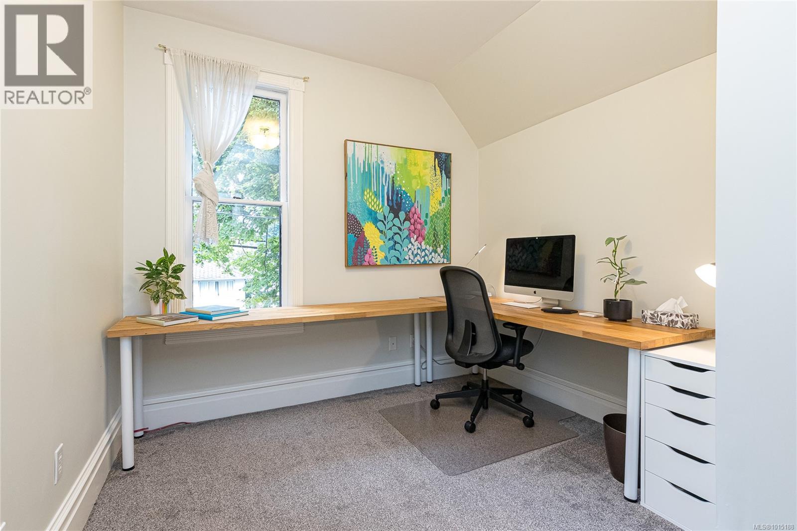 1347 Vining St, Victoria, British Columbia  V8R 1P5 - Photo 37 - 1015188
