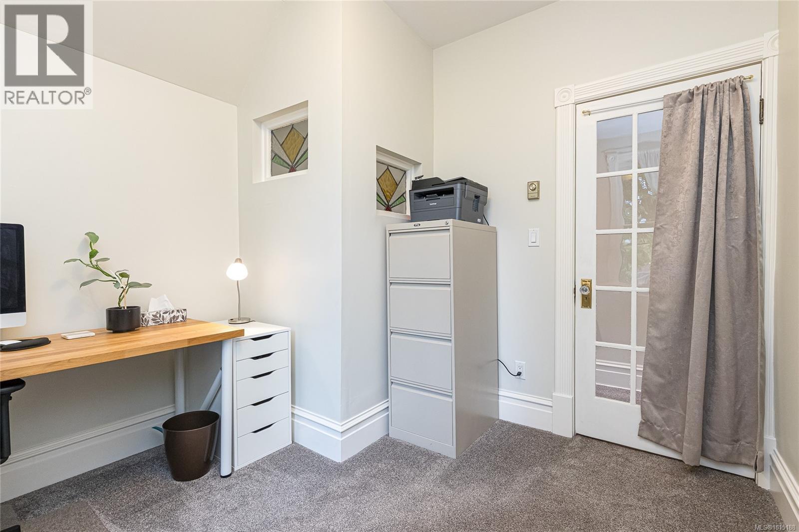 1347 Vining St, Victoria, British Columbia  V8R 1P5 - Photo 38 - 1015188