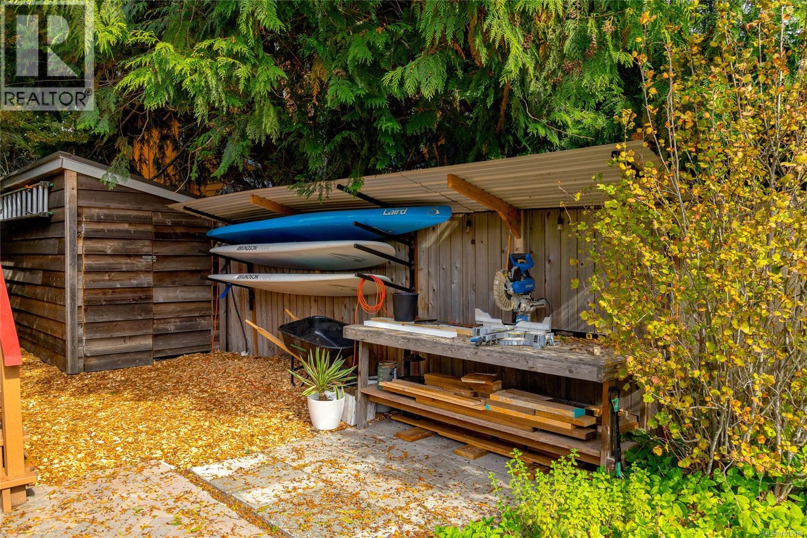 1347 Vining St, Victoria, British Columbia  V8R 1P5 - Photo 66 - 1015188