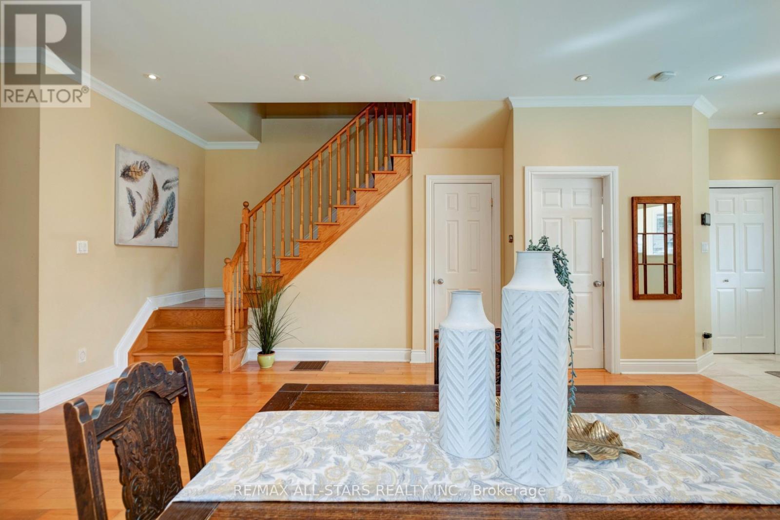 32 Barker Avenue, Toronto (Danforth Village-East York), Ontario  M4C 2N3 - Photo 10 - E12443648