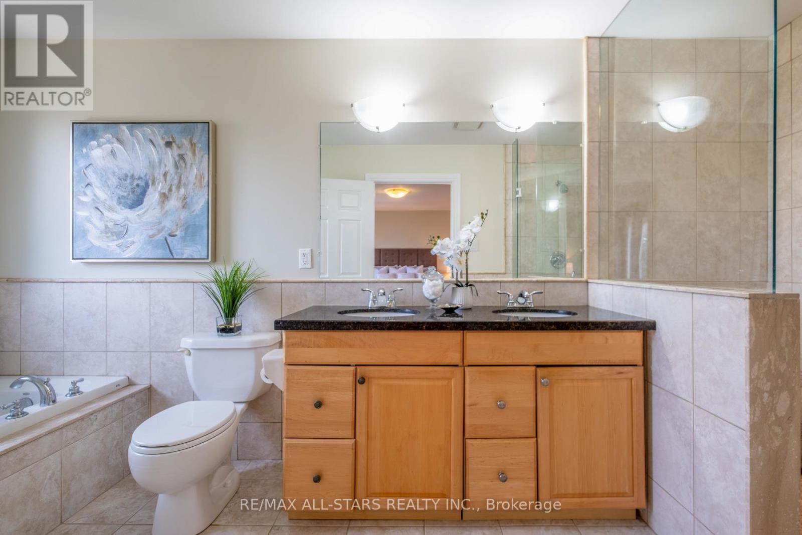 32 Barker Avenue, Toronto (Danforth Village-East York), Ontario  M4C 2N3 - Photo 25 - E12443648