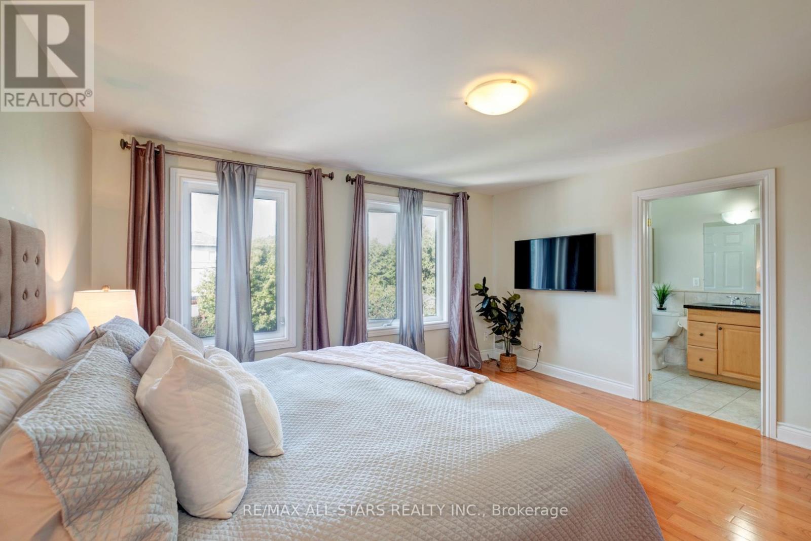 32 Barker Avenue, Toronto (Danforth Village-East York), Ontario  M4C 2N3 - Photo 24 - E12443648