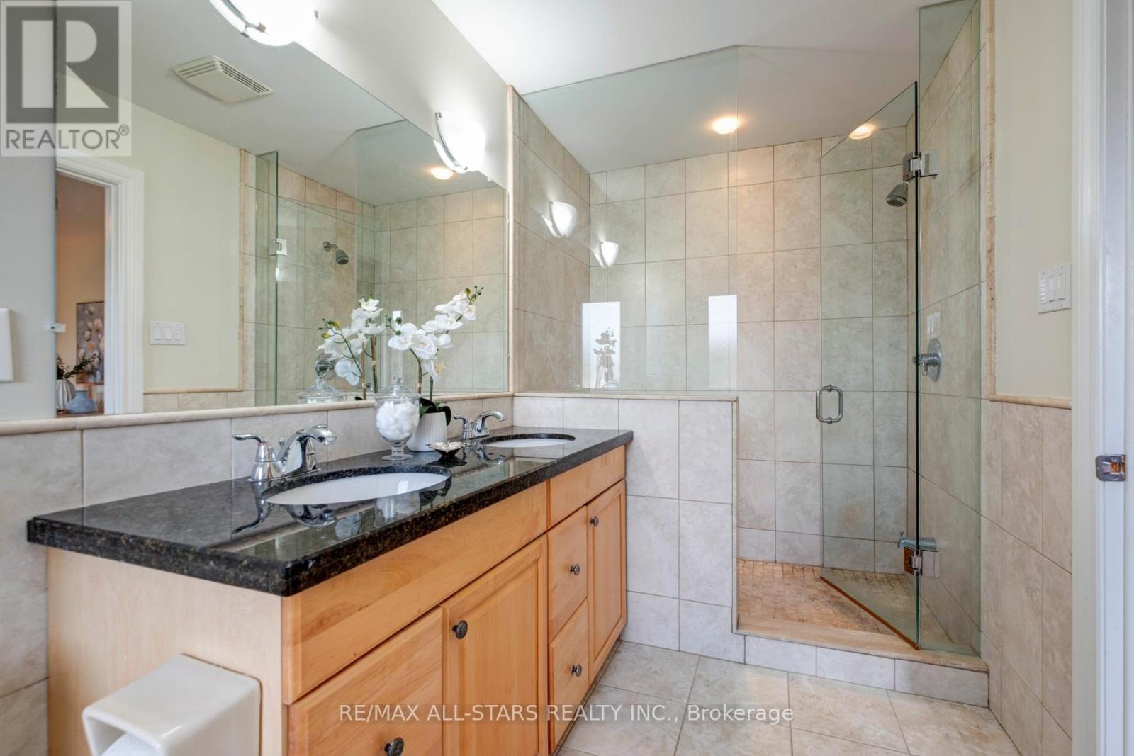 32 Barker Avenue, Toronto (Danforth Village-East York), Ontario  M4C 2N3 - Photo 26 - E12443648