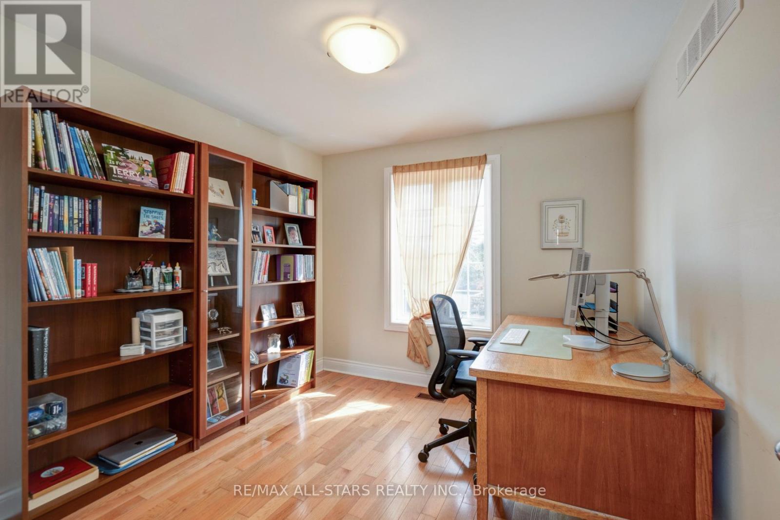 32 Barker Avenue, Toronto (Danforth Village-East York), Ontario  M4C 2N3 - Photo 27 - E12443648
