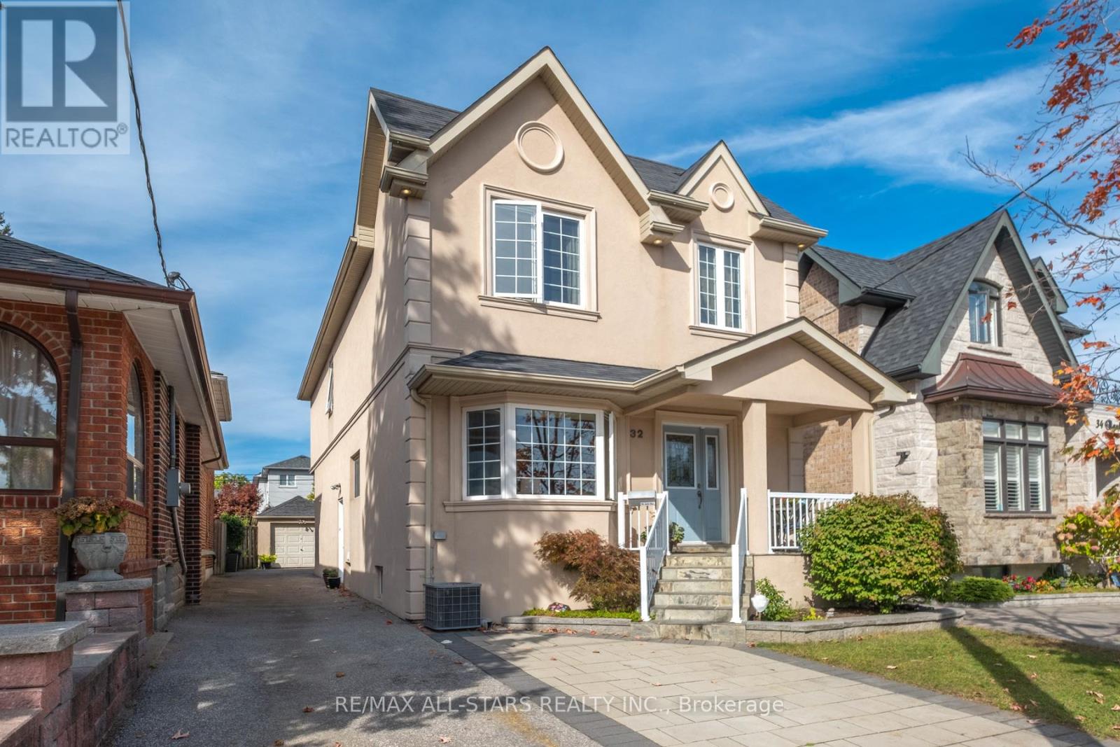 32 Barker Avenue, Toronto (Danforth Village-East York), Ontario  M4C 2N3 - Photo 3 - E12443648