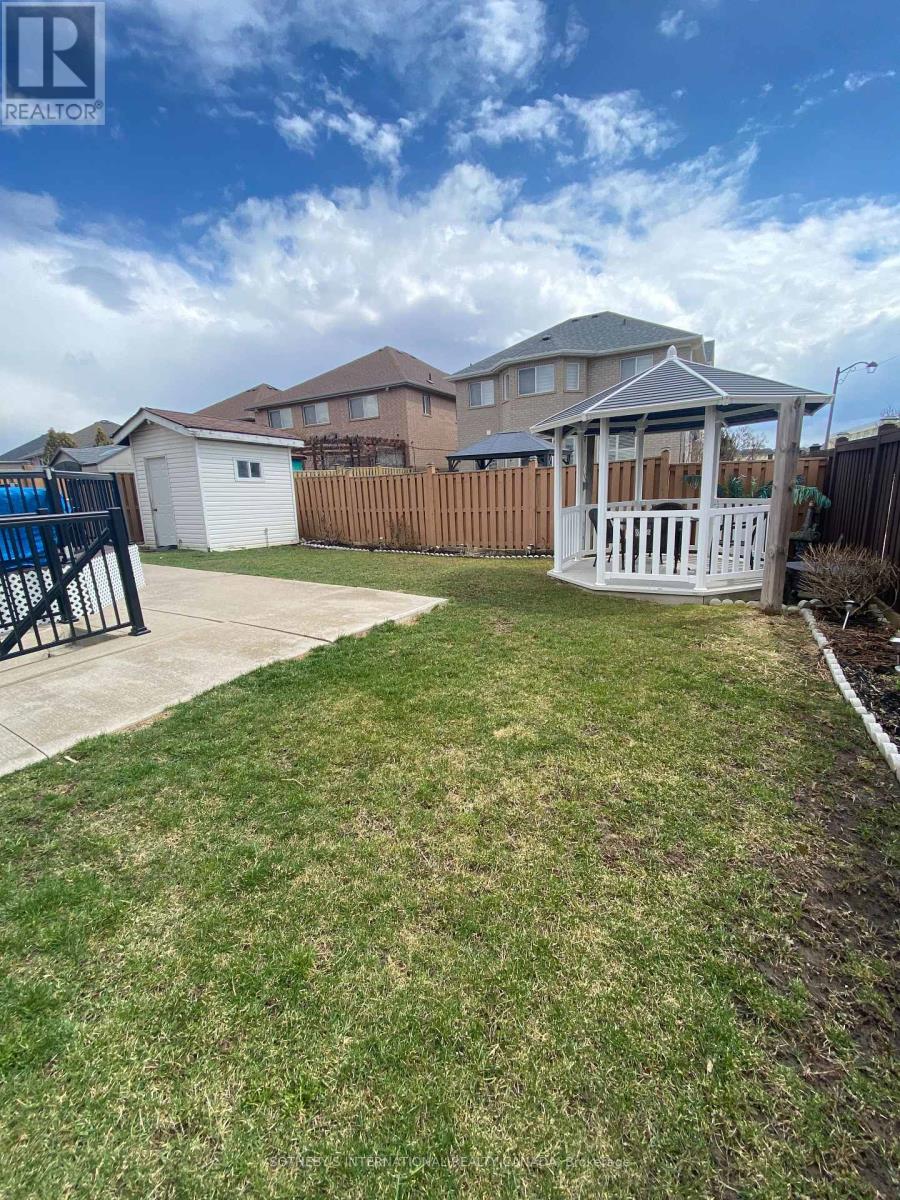 Lower - 131 Via Carmine Avenue, Vaughan, Ontario  L4H 1Z9 - Photo 4 - N12442226