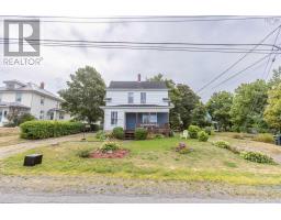 137 Main Street, Springhill, Ca