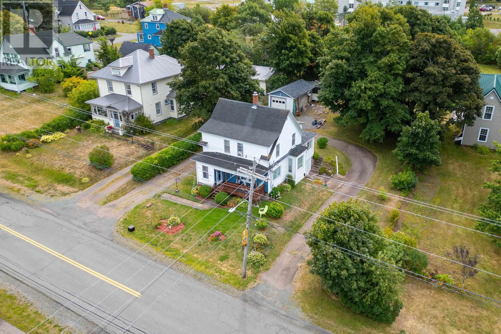 137 Main Street, Springhill, Nova Scotia  B0M 1X0 - Photo 37 - 202521766