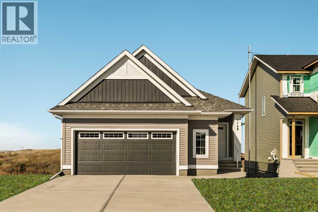 1168 Iron Ridge Avenue, Crossfield, Alberta