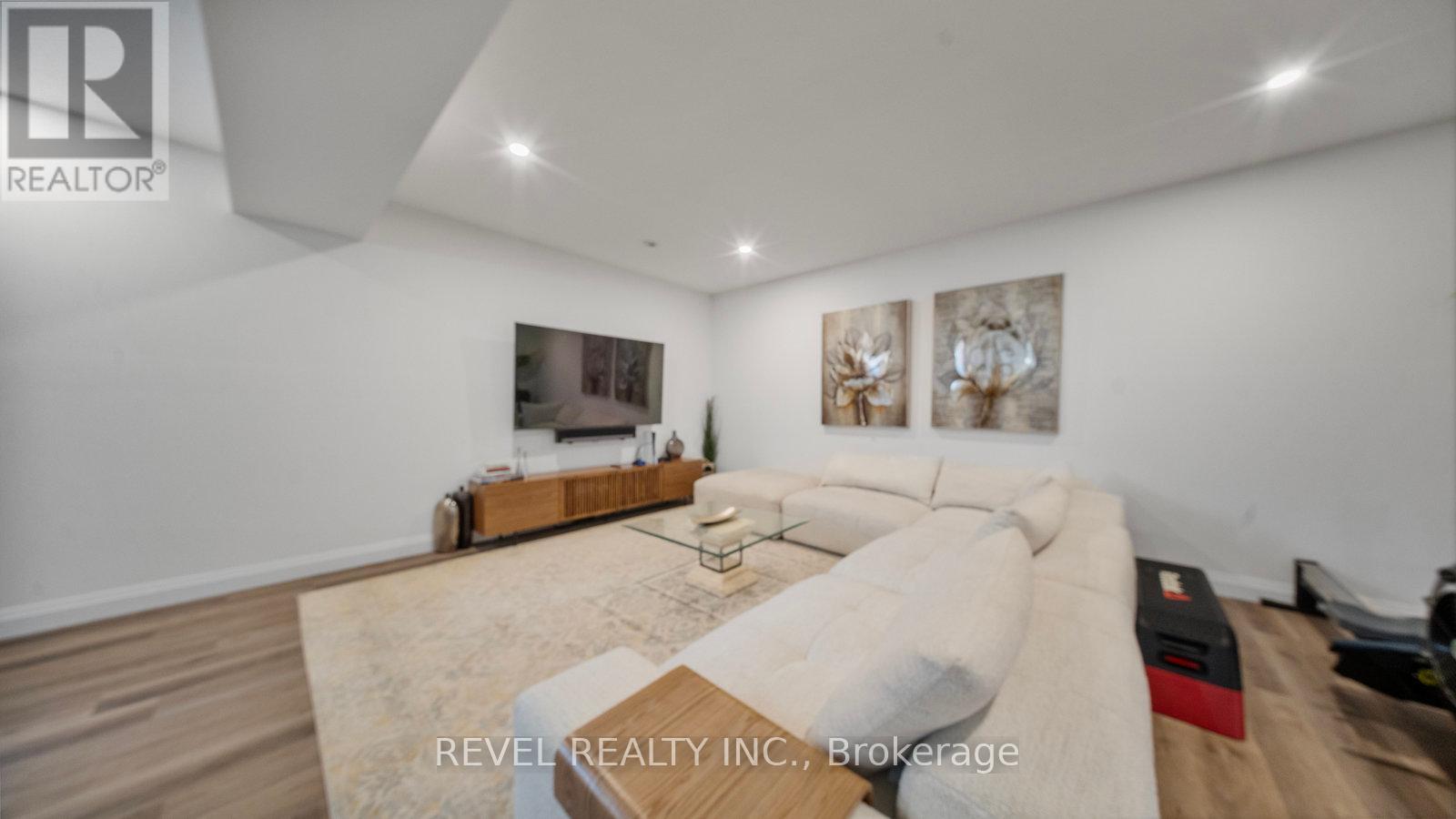 17 - 242 Mount Pleasant Street, Brantford, Ontario  N3T 1V1 - Photo 39 - X12443661