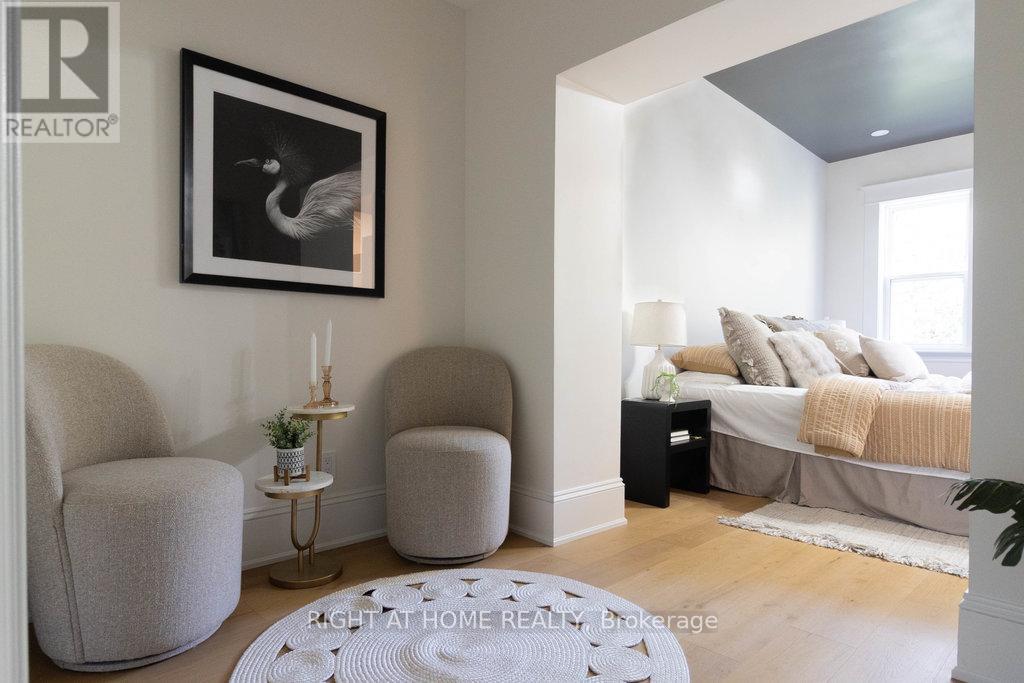 24 Strathcona Avenue S, Hamilton, Ontario  L8P 4H9 - Photo 30 - X12443662