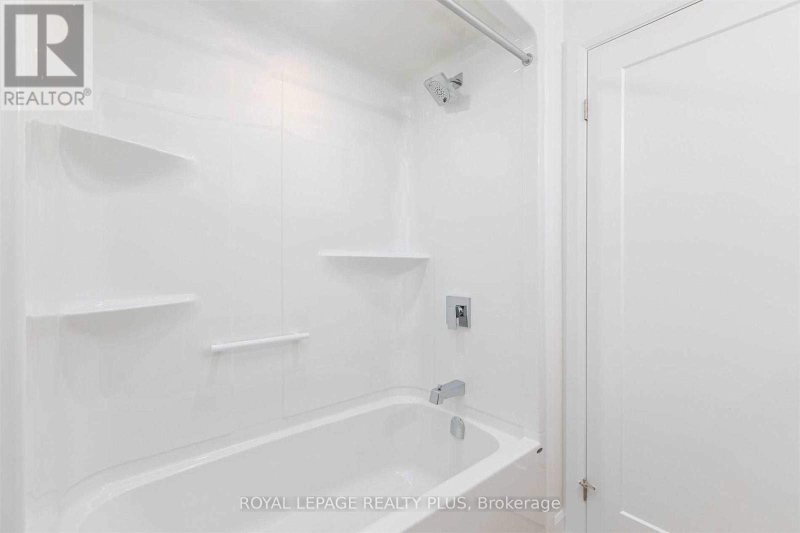 7214 Parsa Street, Niagara Falls, Ontario  L2H 3T1 - Photo 17 - X12443669