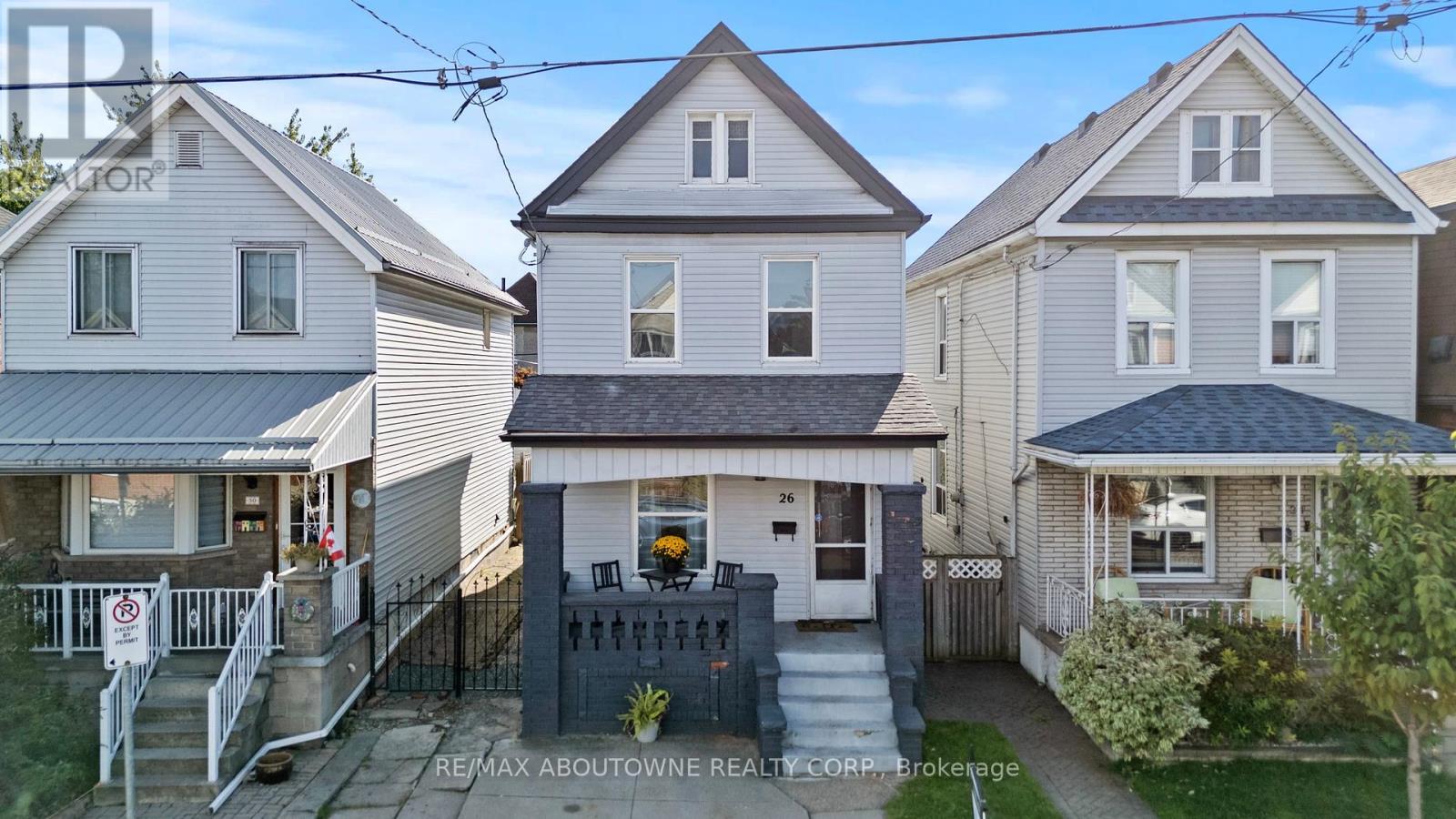 26 ROSEMONT AVENUE, Hamilton, Ontario