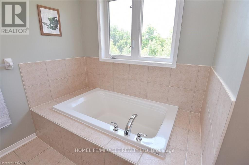 97 Barrett Avenue, Brantford, Ontario  N3S 0B4 - Photo 16 - X12443699